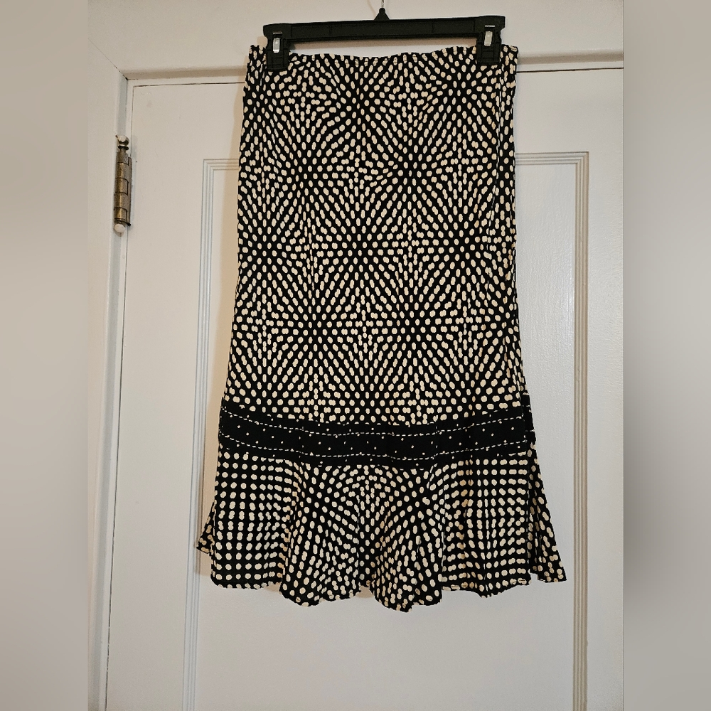 Women's Blk & Cream  Polk a Dot Elastic Waist Skirt Size Small